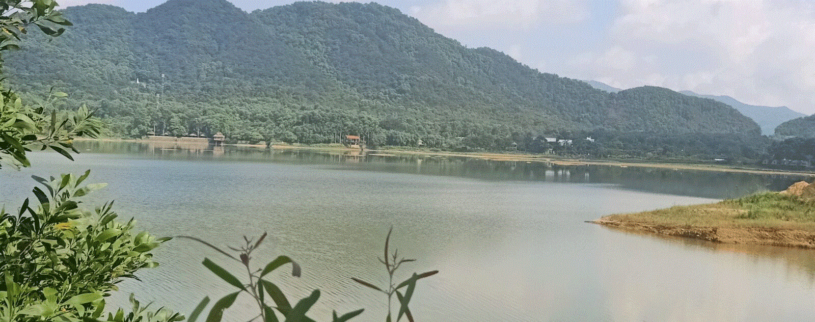 Hồ Đồng Quan