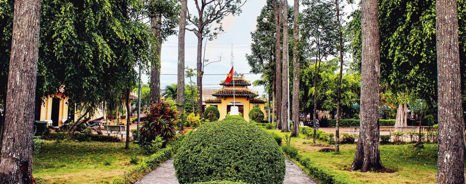 Văn Thánh Miếu Vĩnh Long