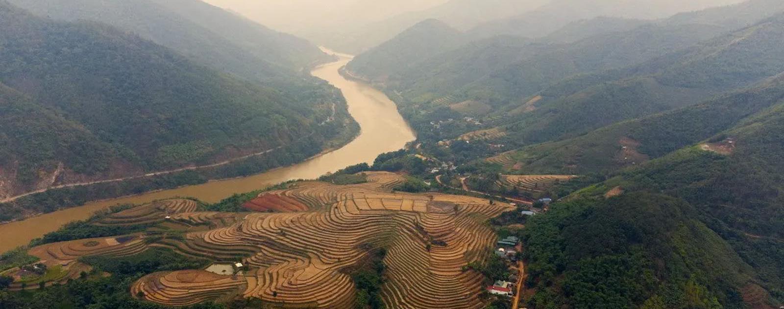 Ruộng bậc thang Pom Khuông