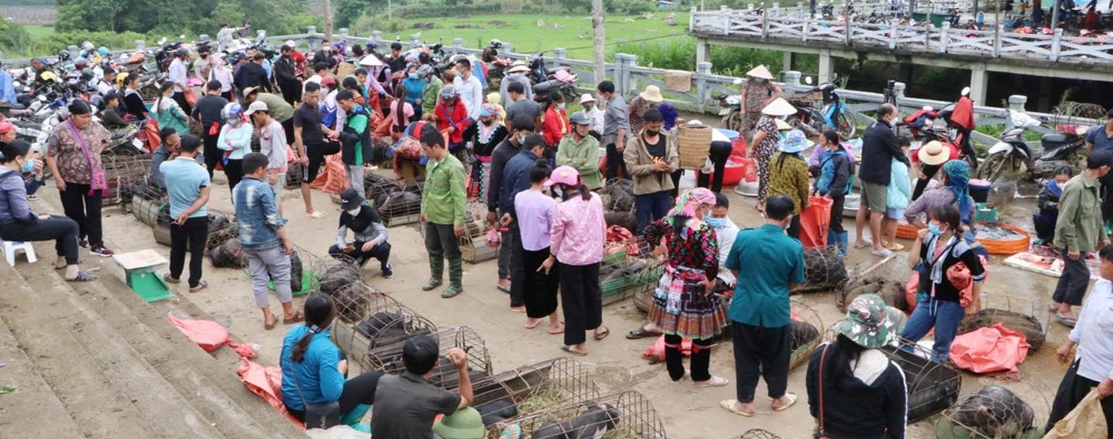 Chợ phiên San Thàng