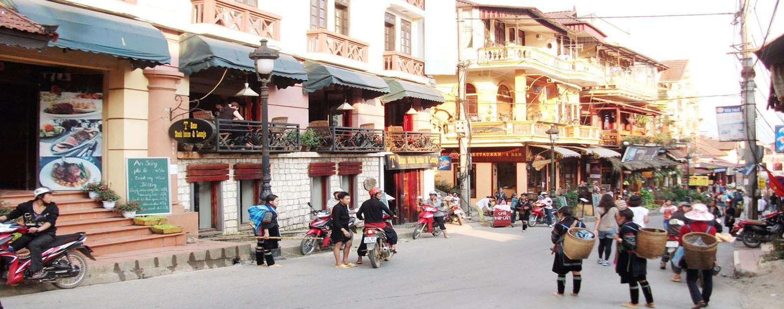 Phố Cầu Mây Sapa