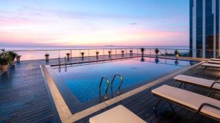 Khách sạn Serene Beach Hotel Đà Nẵng