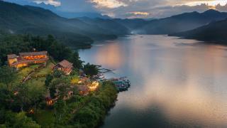 Mai Châu HideaWay Lake Resort Hòa Bình