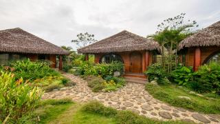 Làng Trong Thung - Jacaranda Valley Ecofarm Ba Vì