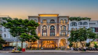 Khách sạn Golden Tree Hotel & Apartment Sài Gòn