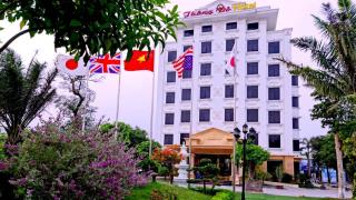 Khách sạn Thông Đỏ Hotel Nghệ An
