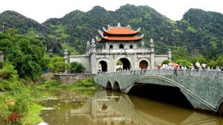 Hoa Lư - Tam Cốc - Hang Múa 1 ngày