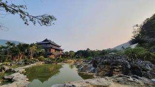 Khu nghỉ dưỡng Hồ đá cổ Thiên Long Resort Hòa Bình