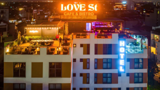 Khách sạn Love St Hanoi