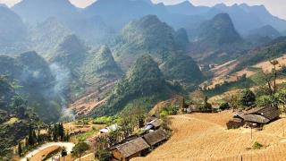 Du lịch Đồng Văn – Hà Giang: Địa điểm ăn chơi, trải nghiệm & nghỉ dưỡng giữa cao nguyên đá