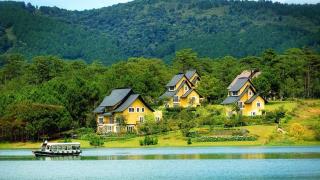 Du lịch Đà Lạt tháng 11: Mùa đẹp nhất trong năm và không khí cao nguyên trong trẻo