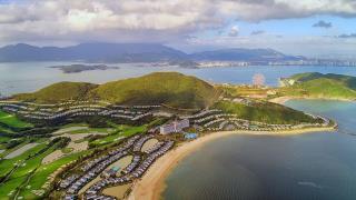 Du lịch Nha Trang tháng 11: Mùa mưa dịu lại và những ngày biển lặng hơn